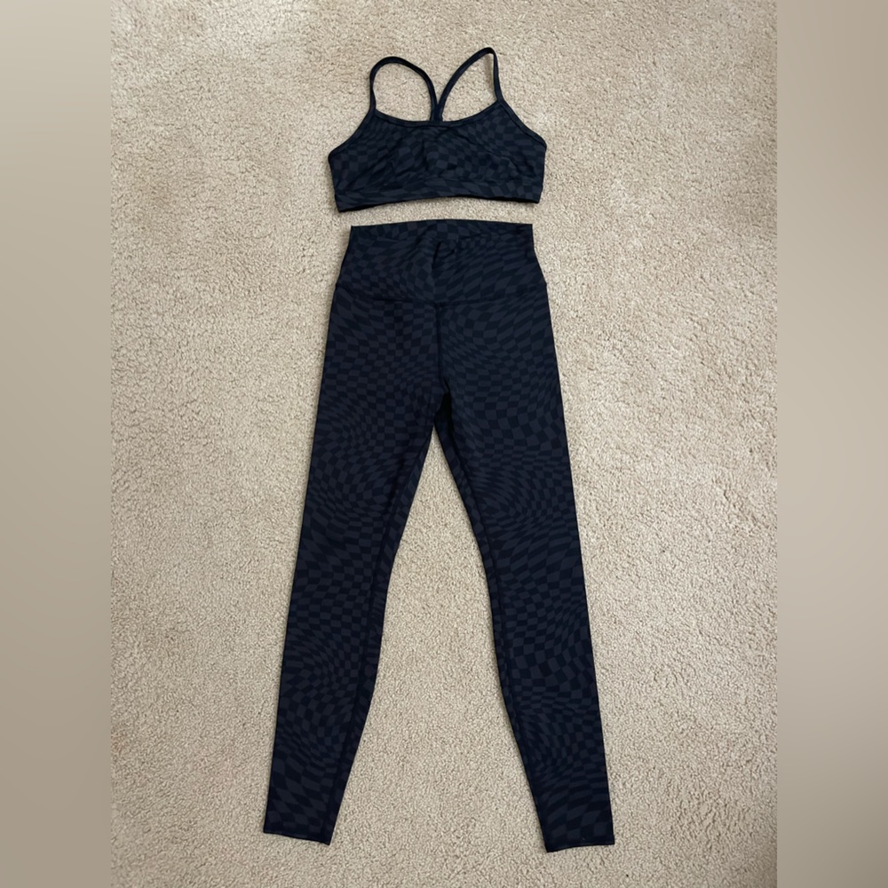 Alo Black print workout set